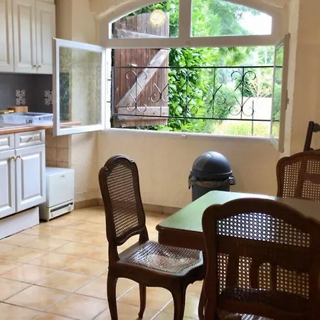 Prázdninový dům Maison Comte De Noe Estancarbon