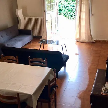 Maison Comte De Noe Prázdninový dům Estancarbon